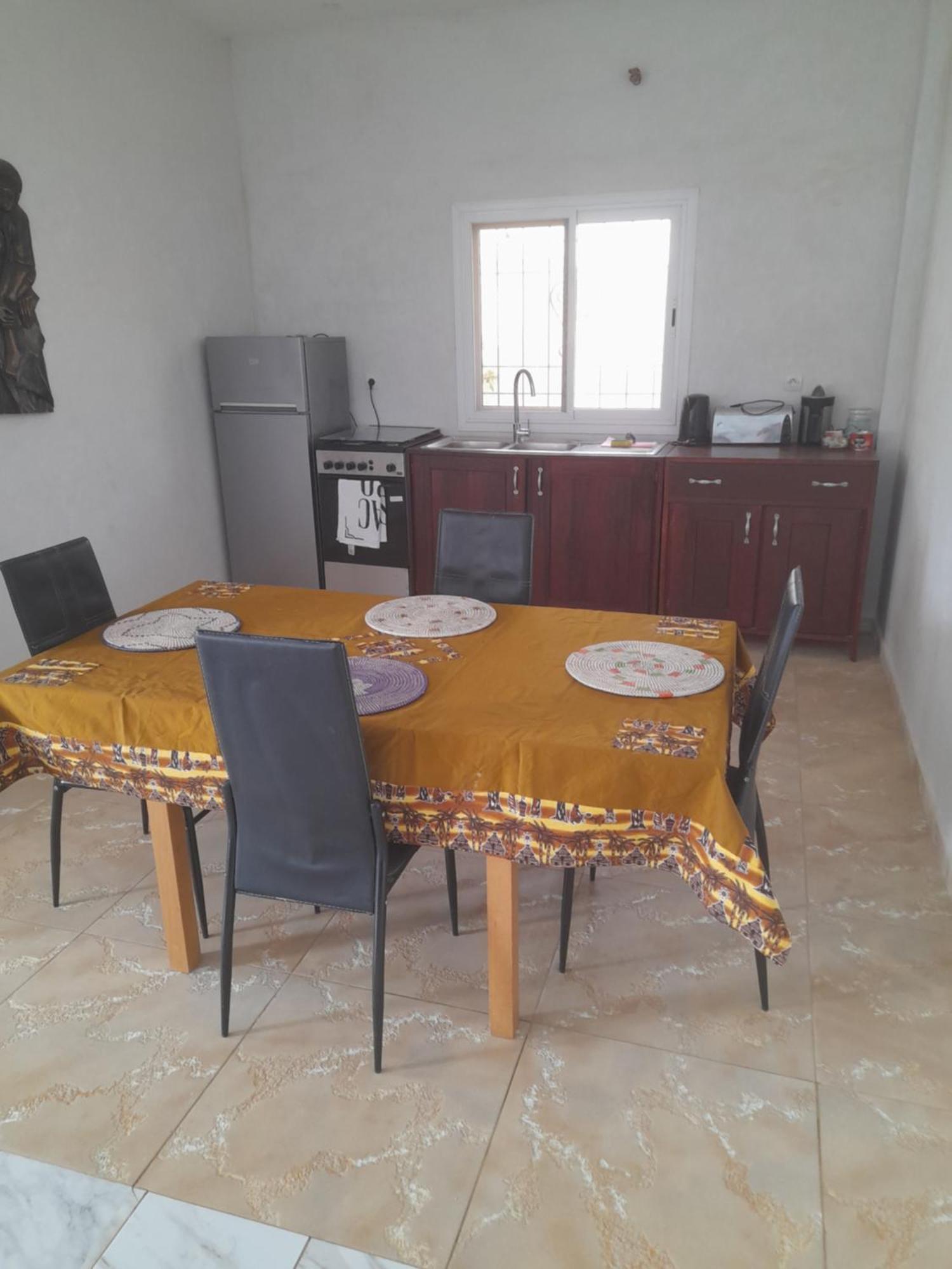 Maison D Hote La Dore Du Senegal Bas-De - Villa Somone Room photo